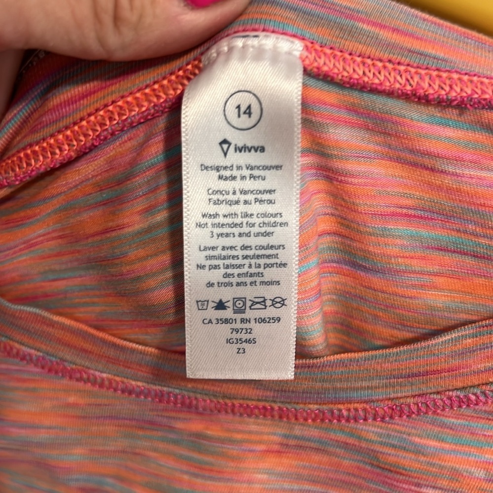 Ivivva Light Weight Top - Picture 3 of 4
